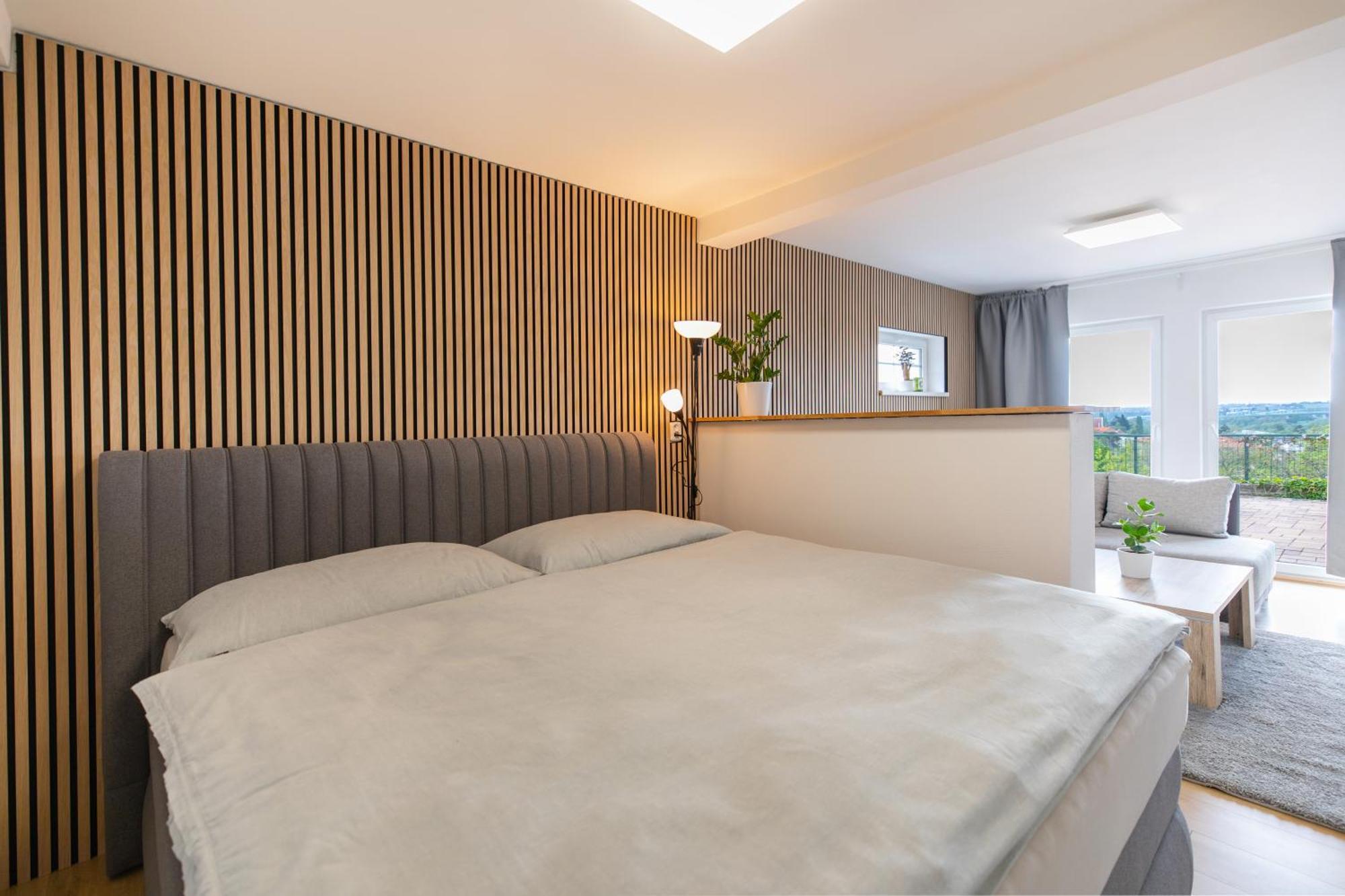 Airport Luxury Apartment & Spa Praga Exterior foto