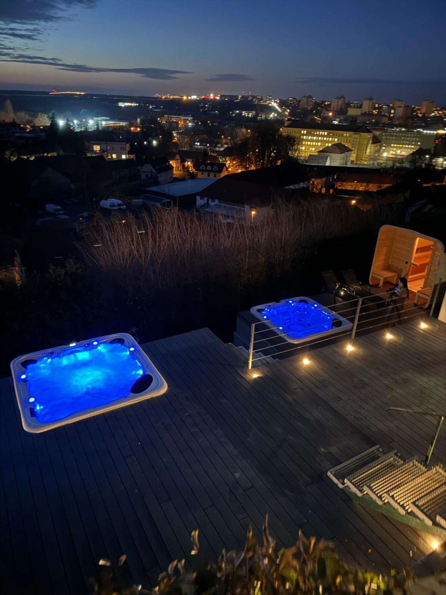 Airport Luxury Apartment & Spa Praga Exterior foto