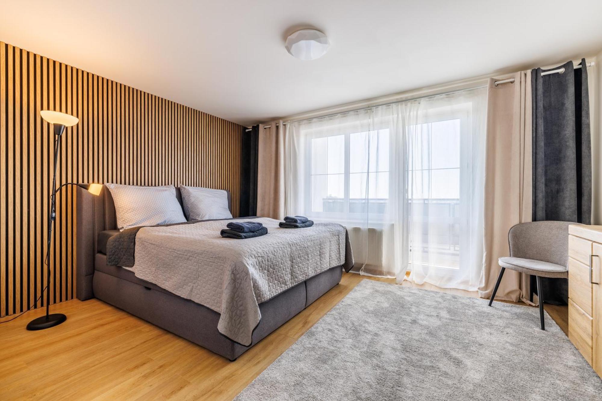 Airport Luxury Apartment & Spa Praga Exterior foto